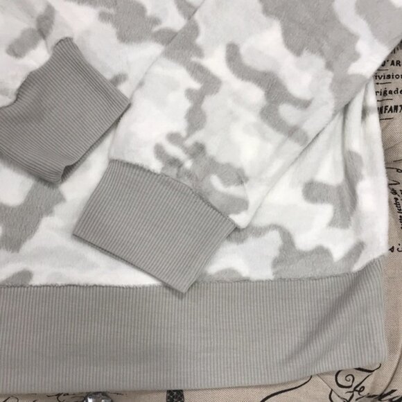 Planet Gold Juniors' Cozy Crisscross-Back Top - Picture 3 of 5